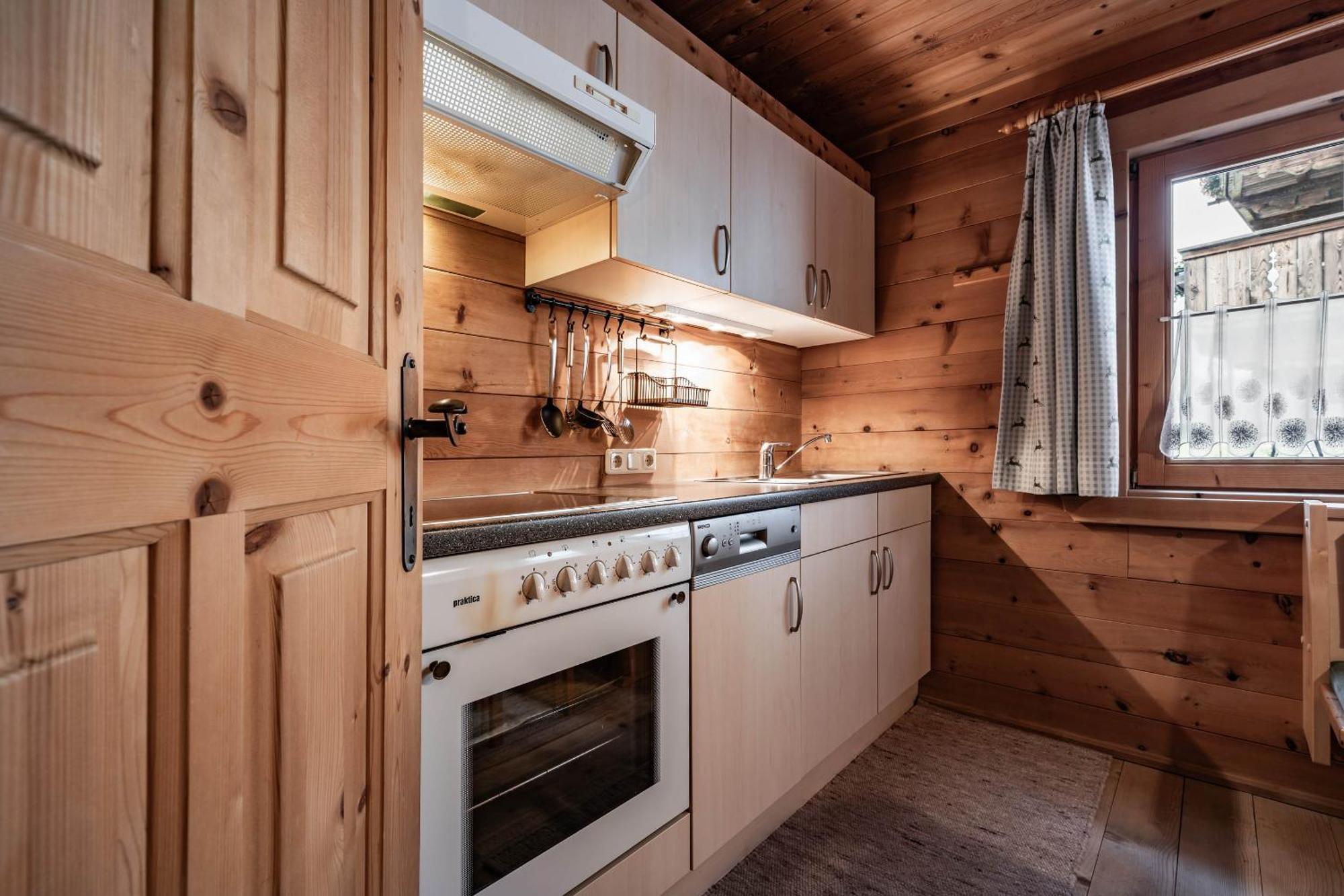 Holzknechthuette Villa Mayrhofen Bagian luar foto